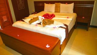Ara Artati Lombok bungalows and Restaurant - Selong Belanak - 8