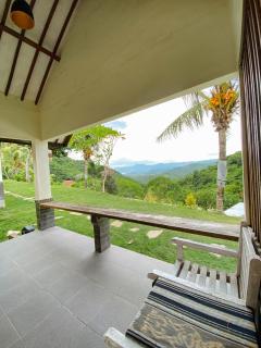 Ara Artati Lombok bungalows and Restaurant - Selong Belanak - 4