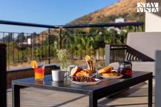 StayVista's Terra Tints - Mountainside Cabin with Private Pool, Deck & Games Room - Trimbak - 6