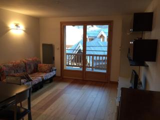 Appartement 4 pers, 3*, Balcon, Parking, Proche Pistes et Commerces, Montgenèvre - FR-1-445-28 - Monginevro - 0