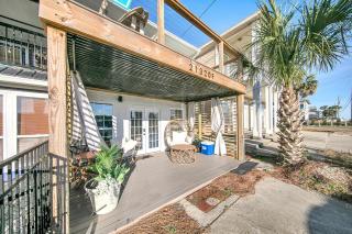 Modern Beach Bungalow - 5