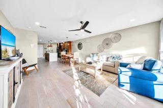 Modern Beach Bungalow - 3
