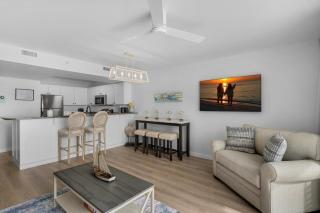Pelican Beach Resort 1207 - Destin - 1