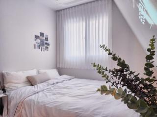 Hongdae 10mins, HapJeong 5mins, AirportBUS 5mins, Largo House SEOUL- Foreigner only - Seul - 4