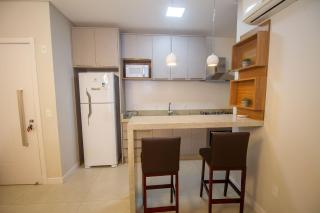 Recanto dos Girassóis 203 - Excelente apartamento 2 quartos em prédio com piscina - à 200m do mar - (Consultar serviços de roupa de cama e banho) - Bombinhas - 4
