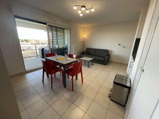 Studio cabine neuf avec terrasse proche plage et centre, parking privé inclus - FR-1-250-185 - Le Grau-du-Roi - 2