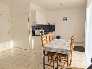 Appart' avec grande terrasse vue mer -50m plage et du sentier de randonnée - Planguenoual - 1