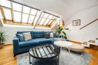 Lavish and chic duplex apartment - 8