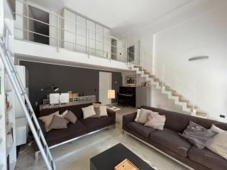 Ampio Loft su due livelli con giardino - Milan - 9