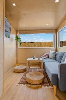 Tiny home near Grand Canyon sleeps 5, epic views! - 9