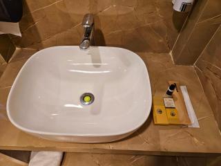 Labels Hotel - Nagpur - 4