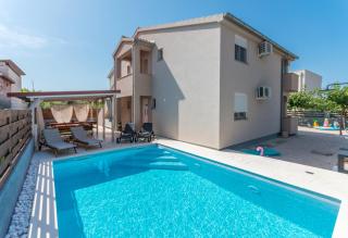 Kuća za odmor sa grijanim bazenom Ivancica - 6