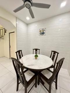 Botani Luxury Homestay - Ipoh - 4