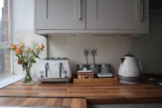 Charming 3Bed Home in High Barnet - Barnet - 1