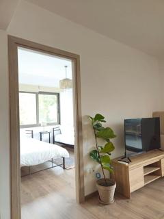 Cozy & Minimal Apartment Near Airport Peania - Paianía - 1