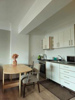 Cozy & Minimal Apartment Near Airport Peania - Paianía - 4