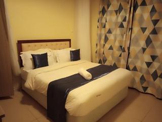 Roma Stays - Spacious 1BR Sunset Paradise Apartment with Swimming Pool in Shanzu - Mombassa - 6