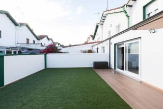 Chalet en la cuidad- con jardin y barbacoa - Gijón - 3