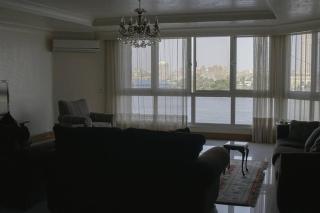 Zamalek Retreat: Premium Stay with Nile View - Cairo - 3