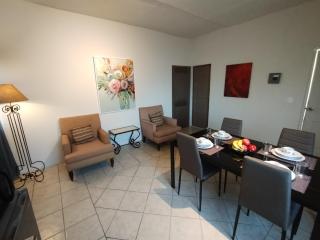Tres Migueles, Departamento Alaain, cerca de la marina, zona turistica y playa - 4