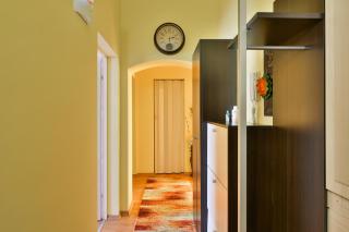 Cozy flat for 3 on a Budget - 9