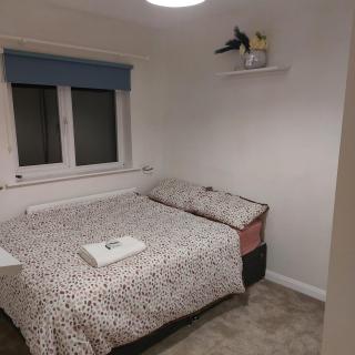 Double room in a cul de sac area - Wellingborough - 3