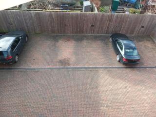 Roomy Penthouse 2 double bed apartment - Spacious - Central Beeston - Free secure parking - - 4