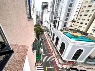 Linda vista mar na Av. Brasil - Balneário Camboriú - 1