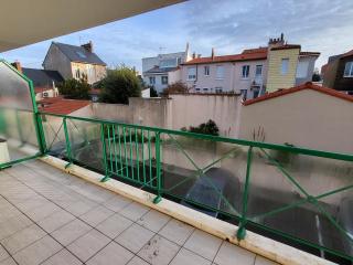 Appartement T2 : grande terrasse équipée, parking, à 200m de la mer et 400m de la plage - FR-1-92-735 - Les Sables-dʼOlonne - 8