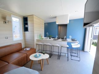 Mobil-home cosy 6 pers, 3 chambres, terrasse, piscine chauffée à 200m de la plage - FR-1-361A-4 - Jullouville-les-Pins - 5