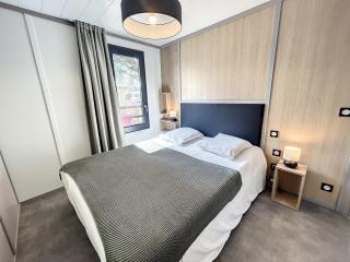 Chalet cosy avec piscine chauffée, terrasse et parking à 2 pas de la plage de Jullouville - FR-1-361-480 - Jullouville-les-Pins - 3