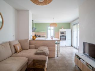 Appartement Confort pour 4 au Centre de Mimizan – Plage, Lac, et Activités à Proximité - FR-1-50-119 - 0