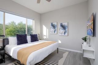 Mountain Views, Luxury, Heated Pool, Putting Green - 8