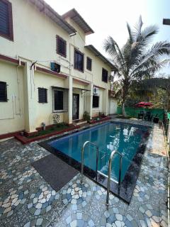Sunshine Cottage Swimming Pool Villa - 2