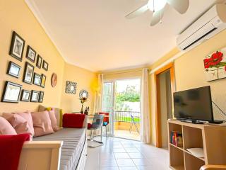 Beautiful apartment in Acapulco Playa, Nerja - Nerja - 1