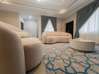 The AUD Luxury Apartments - 5