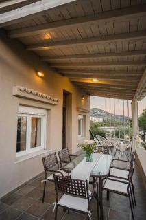 Our House 2 Luxury Suites - 9