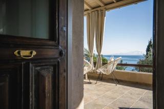 Our House 2 Luxury Suites - 4