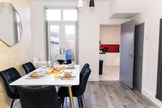 Muriel Retreat - Central Location - Free Parking, Fast Wifi, SmartTV with Netflix by Yoko Property - Redcar - 0