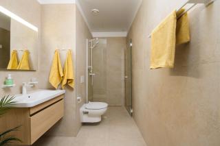 Modern apartment close to beach and spas - 3