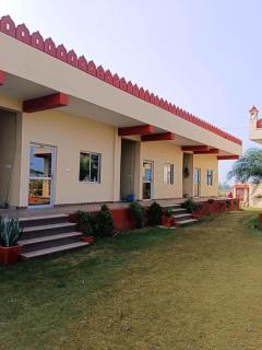 Hotel Yuvraj Nature and Restaurant - 7