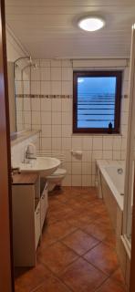 Haus Daut FeWo mit Hallenbad - Willingen - 3