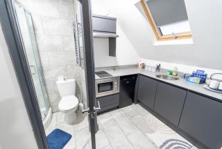 76 Bournbrook road Equipped studios near QE - 3