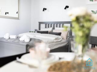 Grey Apartment - Danzig - 9