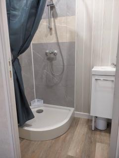 Appartement et salle de jeu - Saint-Claude - 2