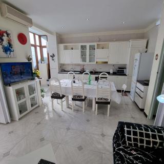 Residenza Margherita - Centralissima - Salerno - 9