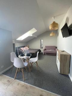Apartamenty 100 metrów do plaży - Jastrzębia Góra - 0