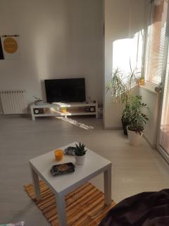 City Center White Apartment! - Skopje - 3