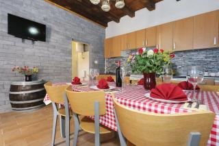 Holiday home Luka-sauna & jacuzzi - Privlaka - 9