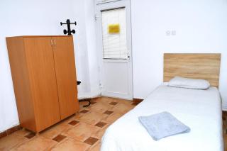 Sani Suteren Apartment FREE PARKING - 7